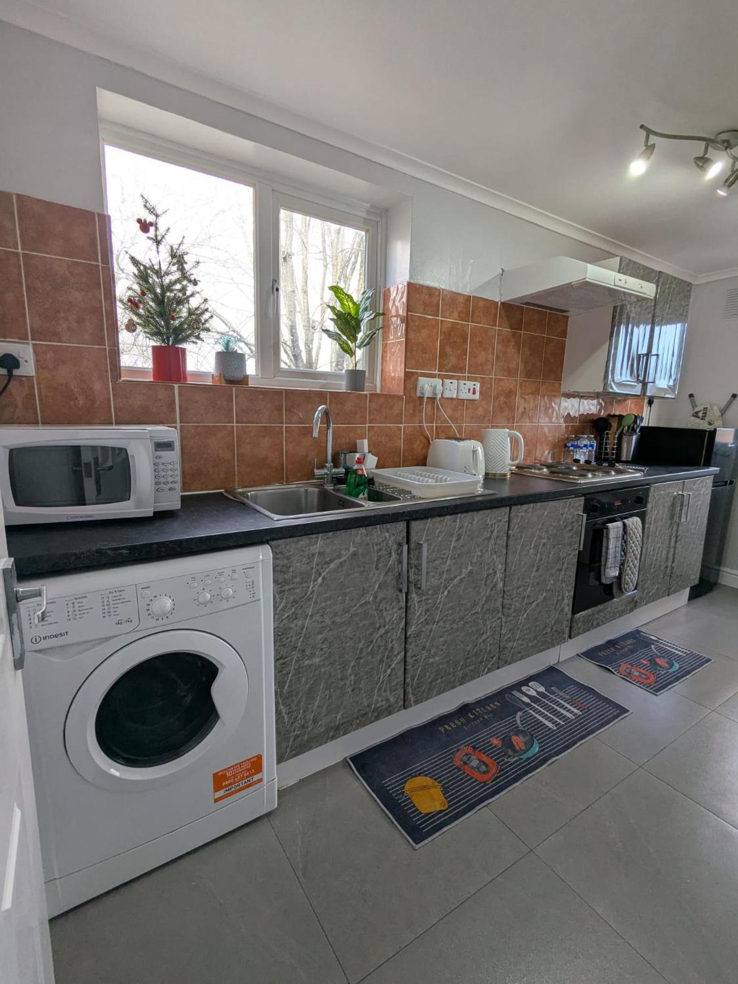 A&A Apartment Basildon Nevendon Extérieur photo