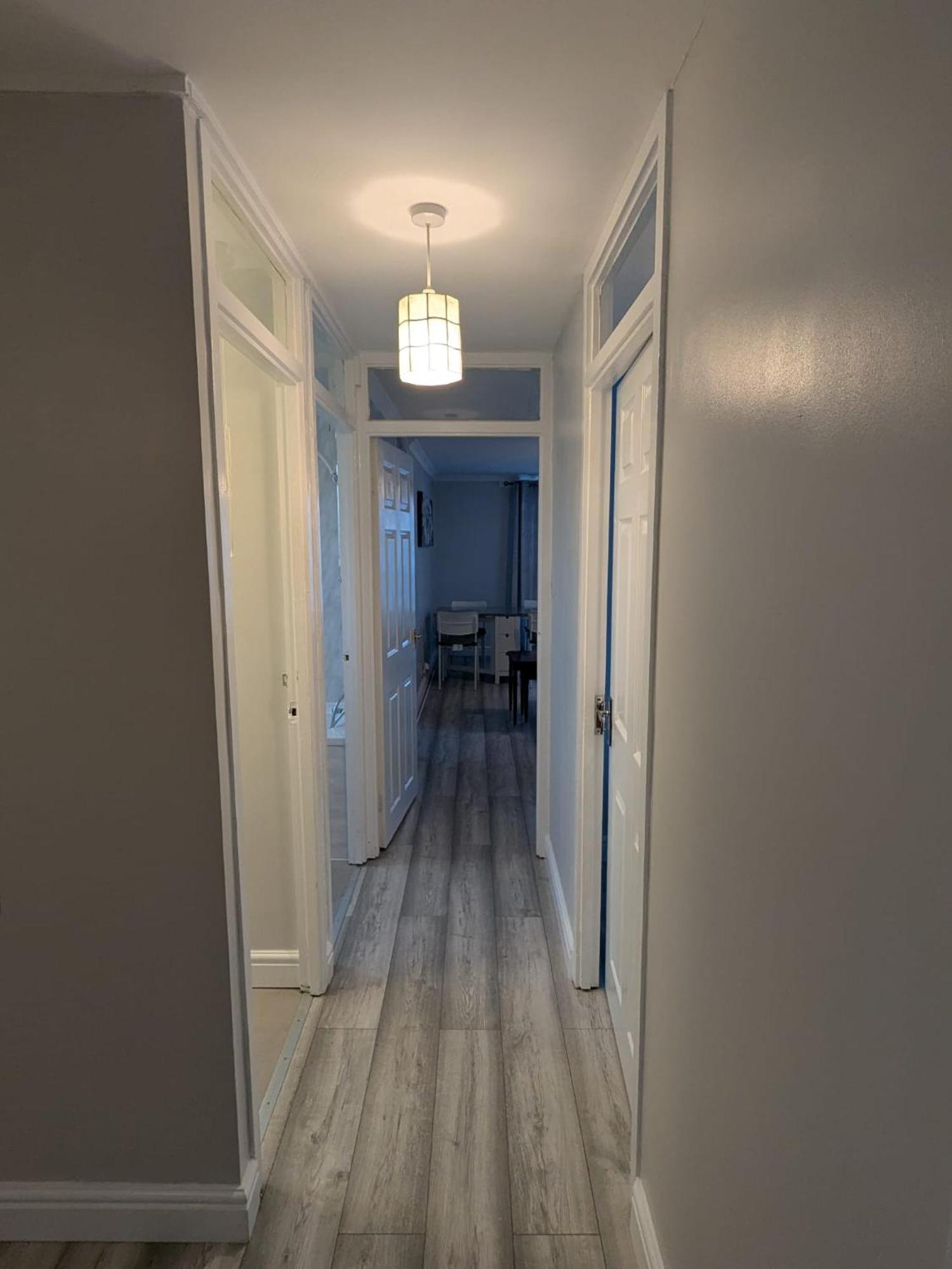 A&A Apartment Basildon Nevendon Extérieur photo
